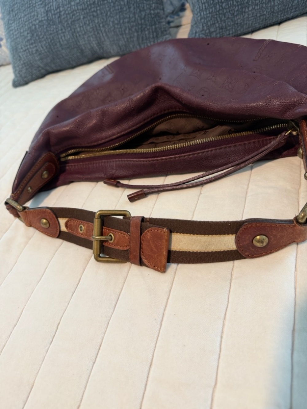 Louis Vuitton Aubergine Vintage Hobo Authentic - Picture 11 of 13